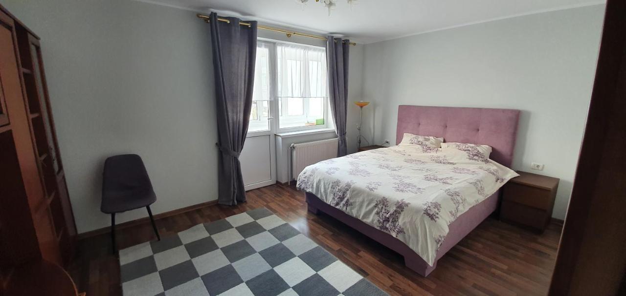 Yla Apartments Piatra Neamţ Extérieur photo