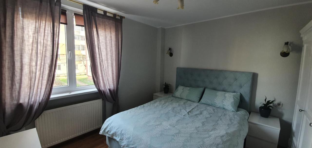 Yla Apartments Piatra Neamţ Extérieur photo