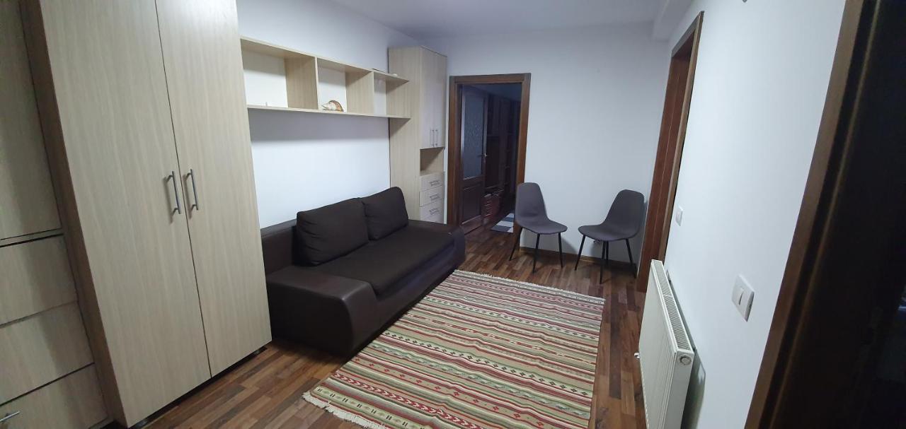 Yla Apartments Piatra Neamţ Extérieur photo