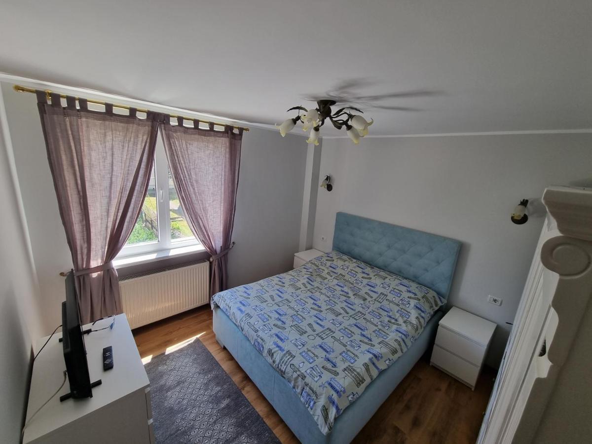 Yla Apartments Piatra Neamţ Extérieur photo